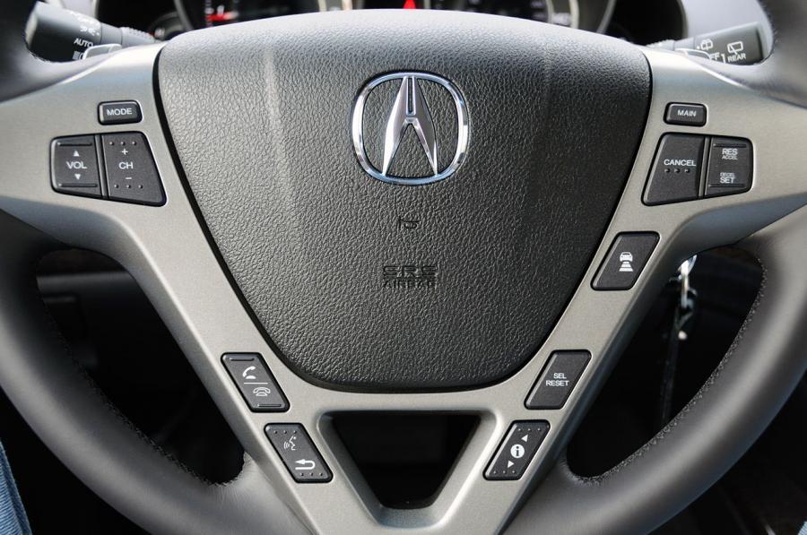 Детали интерьера Acura MDX (YD2) 2010 года  (фото 38 из 56)